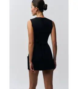 Guizio Rowan Mini Dess Black Size S / AU 6 for rent on The Volte - image 4