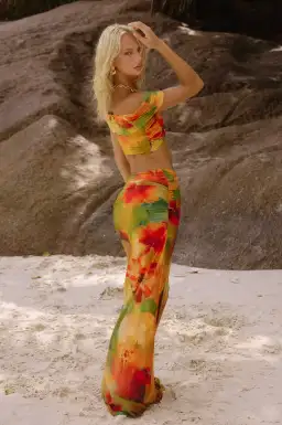 BYDEE VIERA JERSEY TOP & AZURA JERSEY MAXI SKIRT. SIZE XS / AU 6-8 for rent on The Volte - image 7