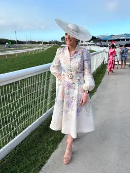 Zimmermann Dawning Button Hydrangea Floral Midi Dress size 2 / 10 - 12 for rent on The Volte - image 3