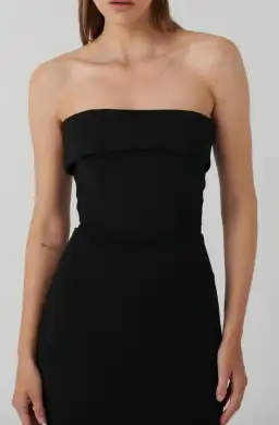 Effie Kats- Monroe Gown- Black- Size S-8  for rent on The Volte - image 2