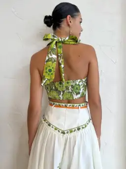 Wallis Set size 10 for rent on The Volte - image 3