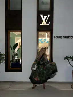 Jungle Print Set for rent on The Volte - image 2