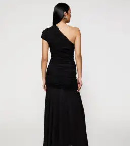 Lover for rent on The Volte - image 2