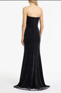 Carla Zampatti Midnight Velvet strapless gown, size 6 for rent on The Volte - image 3