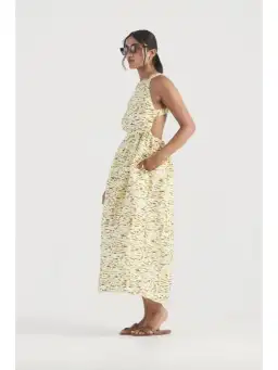 Elka Collective Mari Sleeveless Midi Dress in Citrus Print. Size 8 for rent on The Volte - image 11