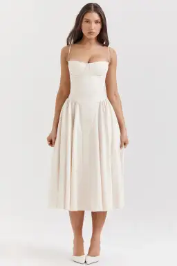 House of CB Samaria dress Cream size M for rent on The Volte - image 1