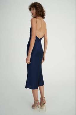 Hansel and Gretel Demi Silk Dress Navy Size 10 for rent on The Volte - image 3