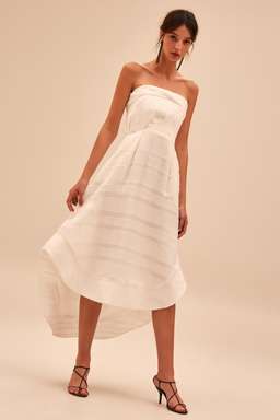 C/MEO Solitude gown ivory size 8 for rent on The Volte - image 1