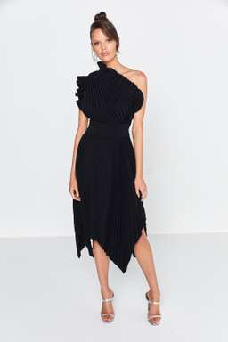 Mossman / Lady Like Dress / Black / Size 8 for rent on The Volte - image 1