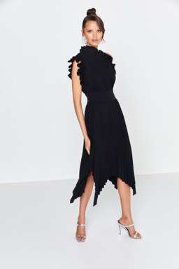 Mossman / Lady Like Dress / Black / Size 8 for rent on The Volte - image 2
