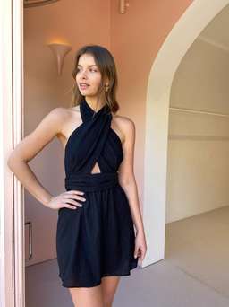 THIRD FORM Crossing Over Mini Dress in Black Ripple Size 6 for rent on The Volte - image 7