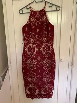 Rodeo show Hunter lace dress for rent on The Volte - image 2