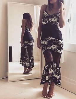 Misha Jacquie Lace Dress Black Size 6 for rent on The Volte - image 5