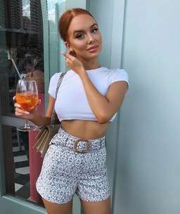 Kookai Dawson Shorts Print Size AU 6 for rent on The Volte - image 3