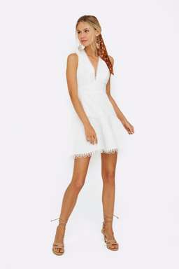 Sheike Paris Dress White Size 12 for rent on The Volte - image 3