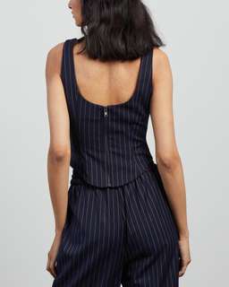 Mossman The Midnight Sky Top Print Size 6 for rent on The Volte - image 2