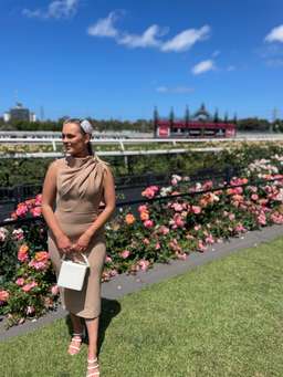 The Edge of Glory for rent on The Volte - image 3