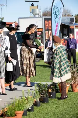 Ganni Gathered Printed Skirt Print Size 10 for rent on The Volte - image 3