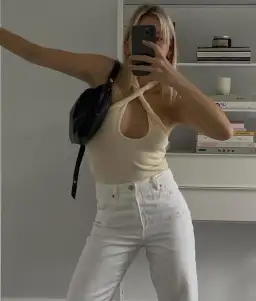 With Jean Erin top size M   for rent on The Volte - image 3