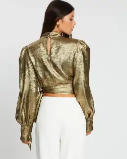 By Johnny Foil Cuffed Top Gold Size 10