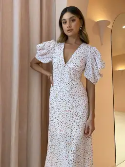 Significant Other Malarie Dress in Ditsy Wild Flower Print Size 6