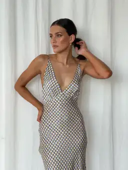 Bec & Bridge Frankie V Dress Print Size 6 for rent on The Volte - image 11