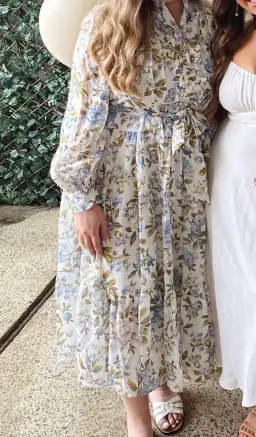 Sheike Mabel Floral Maxi Dress Print Size 16 for rent on The Volte - image 2