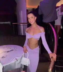 Jacquemus Le Chiquito Moyen Bag White for rent on The Volte - image 4