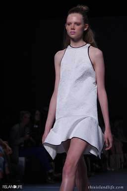 'Watson x Watson' White Baroque Textured Fabric with Black Trim Dress Size 8