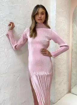 L'idee Soirée Long Sleeve Pleated Backless Dress Ballet Pink Size 8 for rent on The Volte - image 1