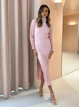 L'idee Soirée Long Sleeve Pleated Backless Dress Ballet Pink Size 8 for rent on The Volte - image 2