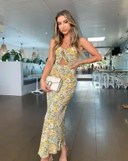 Bec & Bridge Brady Midi Dress Print Size 8 for rent on The Volte - image 3