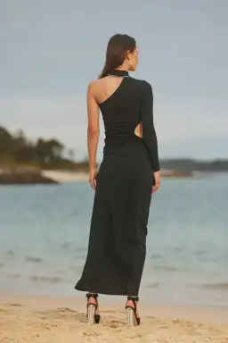 Sonya Moda  Yarra Maxi Gown Black Size 8 