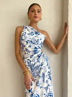 Sonya Nour Maxi Dress in Blue Paisley Size AU 14