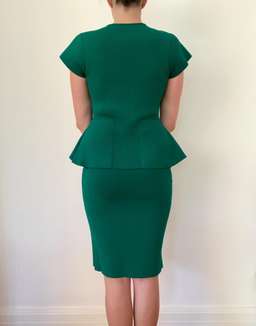 Scanlan Theodore Green two peice crepe knit dress sz 12 for rent on The Volte - image 3