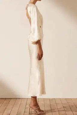 Shona Joy La Lune Open Back Balloon Sleeve Midi Dress in Cream Size 6  for rent on The Volte - image 3