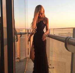 everett lace dress in black x