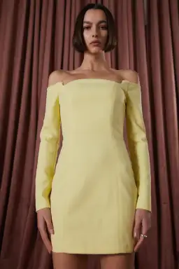 Misha Bonita Bonded Crepe Mini Yellow Size 8 for rent on The Volte - image 3