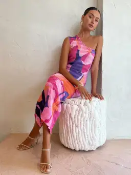 L'Idee Gigi Smocking Gown In Capri Print Pink Size AU 6 for rent on The Volte - image 4