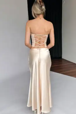 Arcina Ori Blair Bustier And Skirt Set Cream Size AU 10 for rent on The Volte - image 6