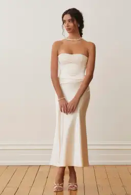 Arcina Ori Blair Bustier And Skirt Set Cream Size AU 10 for rent on The Volte - image 4