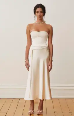 Arcina Ori Blair Bustier And Skirt Set Cream Size AU 10 for rent on The Volte - image 3