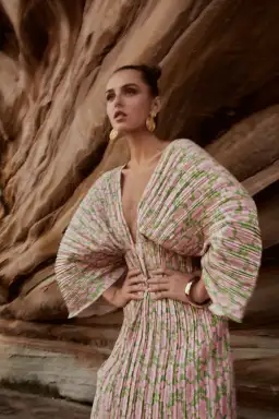 Gianna Forever Dress Olive & Pink Floral Size AU 6 for rent on The Volte - image 4