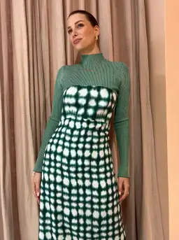 Roame Perez Dress in Emerald Shibori Print Midi Dress Green Print Size 2/AU 10 for rent on The Volte - image 4