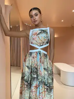 Significant Other Marino Dress Floral Size 6 for rent on The Volte - image 2