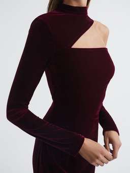Reiss Tatiana Velvet Cut-out Shoulder Dress Black Size AU 6 for rent on The Volte - image 3