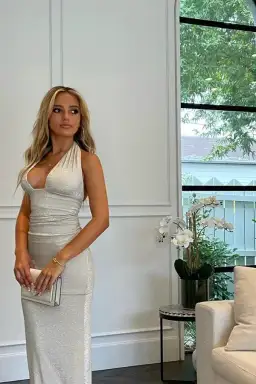 Deconduarte Astor Glitter Maxi Silver Size AU 8 for rent on The Volte - image 2