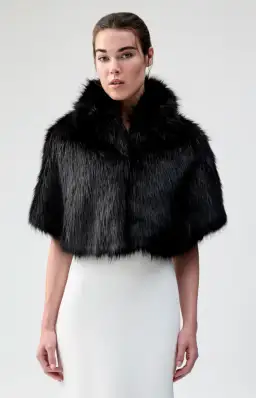 Unreal Fur Nord Cape Black One size fits all