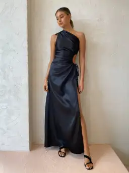 Sonya Moda Nour Maxi Dress Black Size 6 for rent on The Volte - image 1