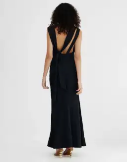Significant Other Lana Maxi Dress Black Size 8 for rent on The Volte - image 2
